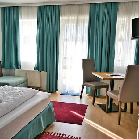 Grassegger Appartementhaus * Sankt Johann am Tauern