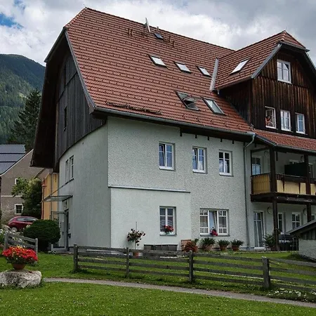 Grassegger Appartementhaus * Sankt Johann am Tauern
